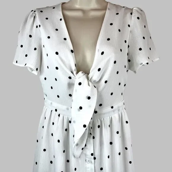 EVERLY Polka Dot Dress in White and Black Size Small - Picture 6 of 13